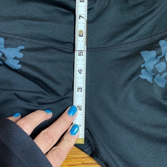 FABLETICS mid rise floral legging XXS black yoga - Picture 4 of 7